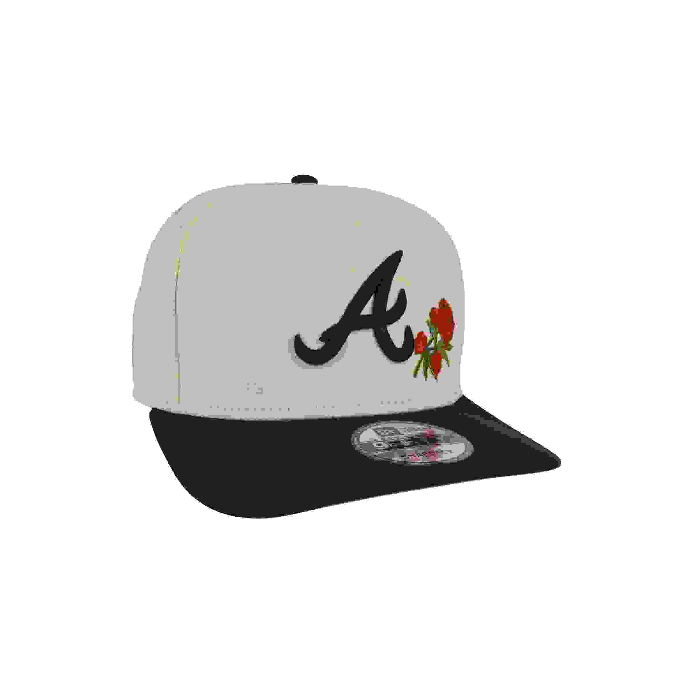 New Era Atlanta Braves 9FIFTY Roses Cream Snapback Hat